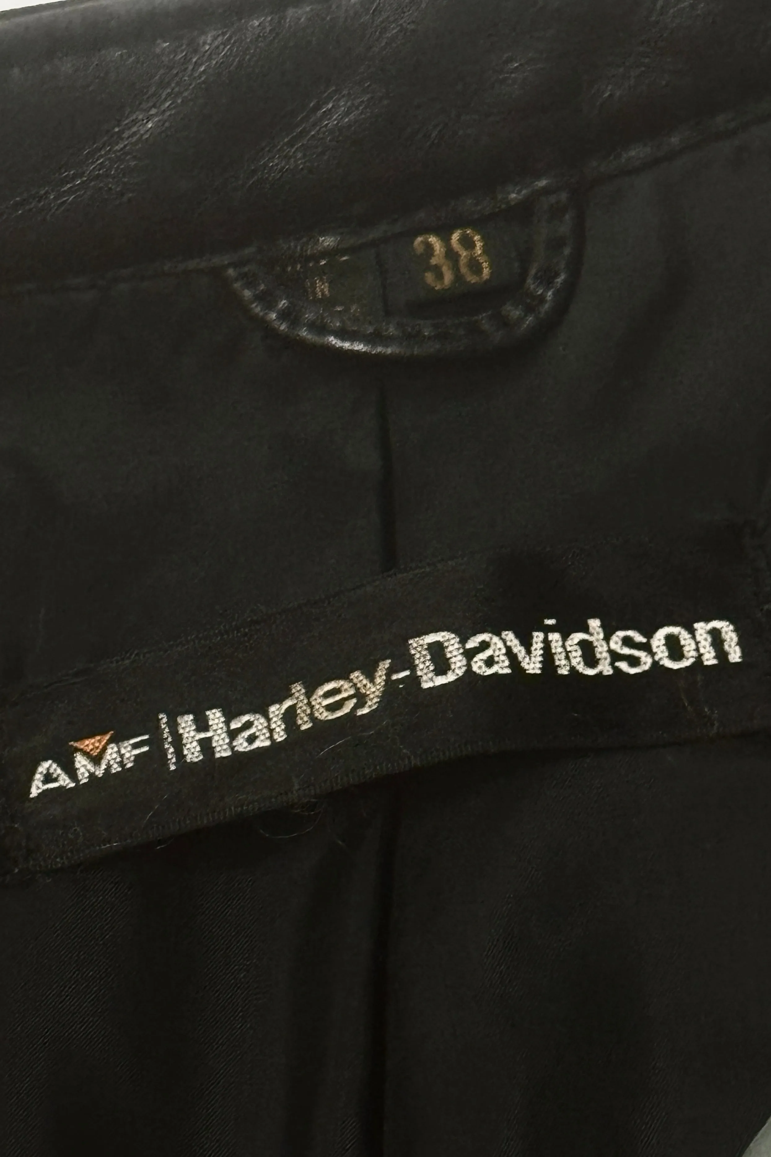 1970’S AMF HARLEY DAVIDSON PANELED CROPPED LEATHER JACKET SMALL