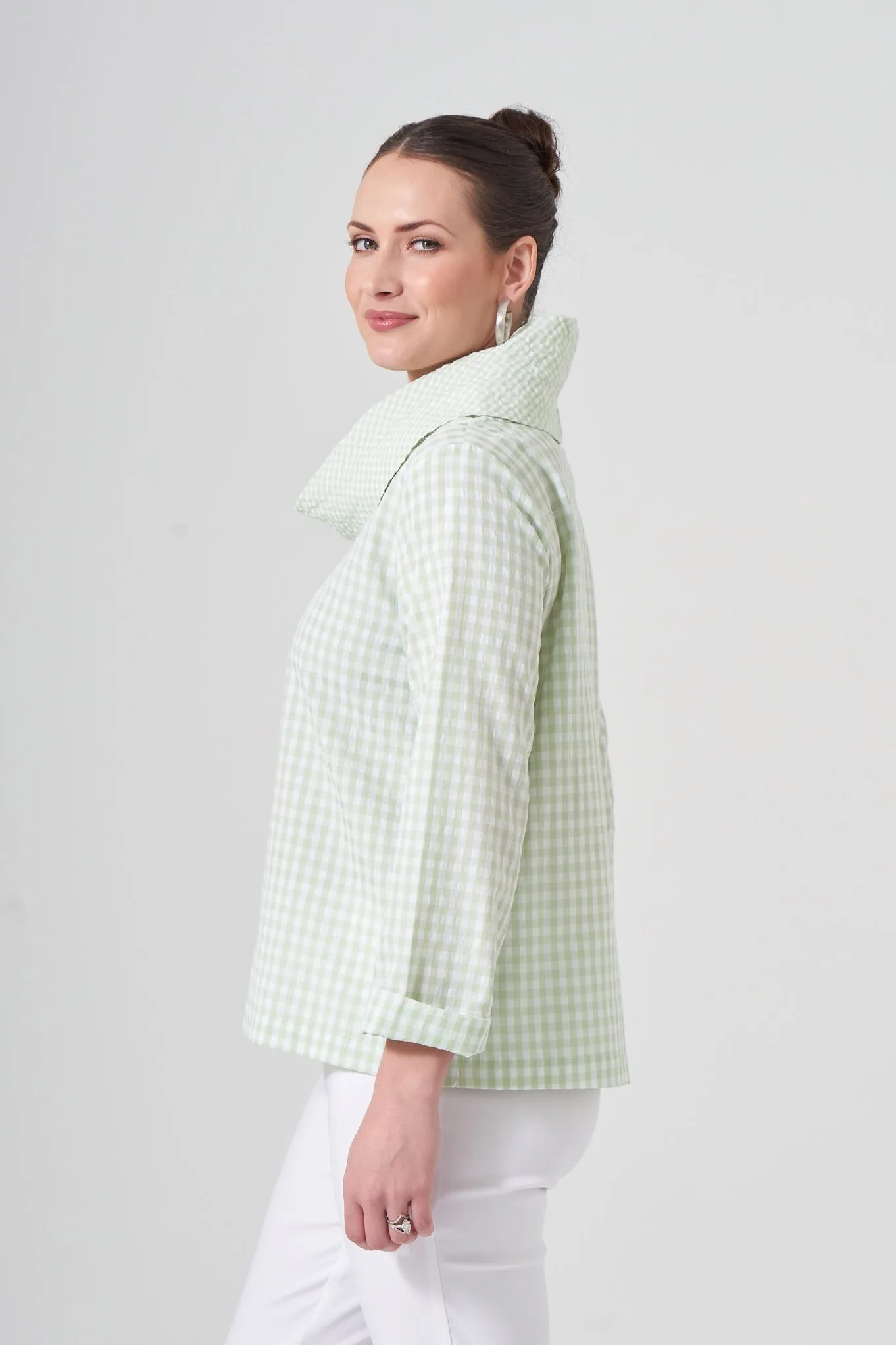 25" ¾ Sleeve Gingham Cowl Top