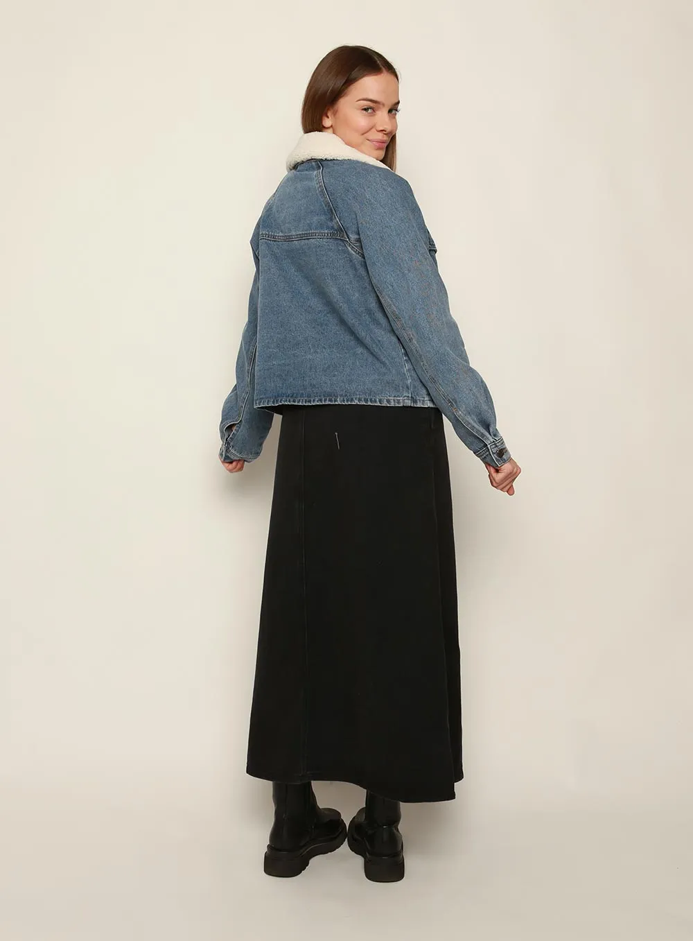 Ava Sherpa Denim Jacket-Mid Blue