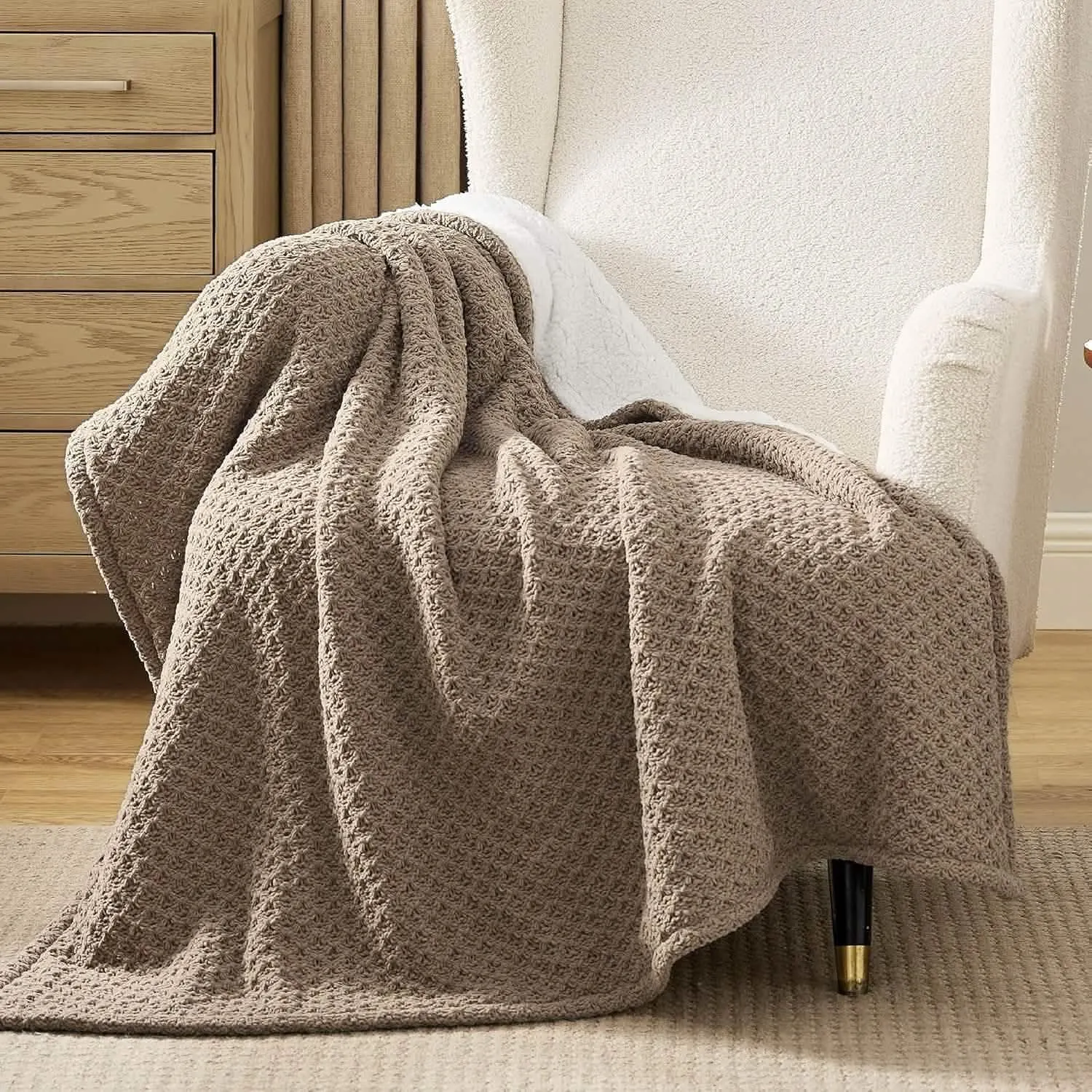 Bedsure Knit Sherpa Reversible Throw Blanket-Grid