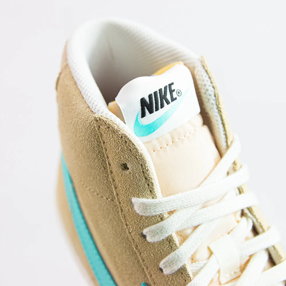 Blazer Mid '77 SE (Desert Ore/Light Aqua-Sail)