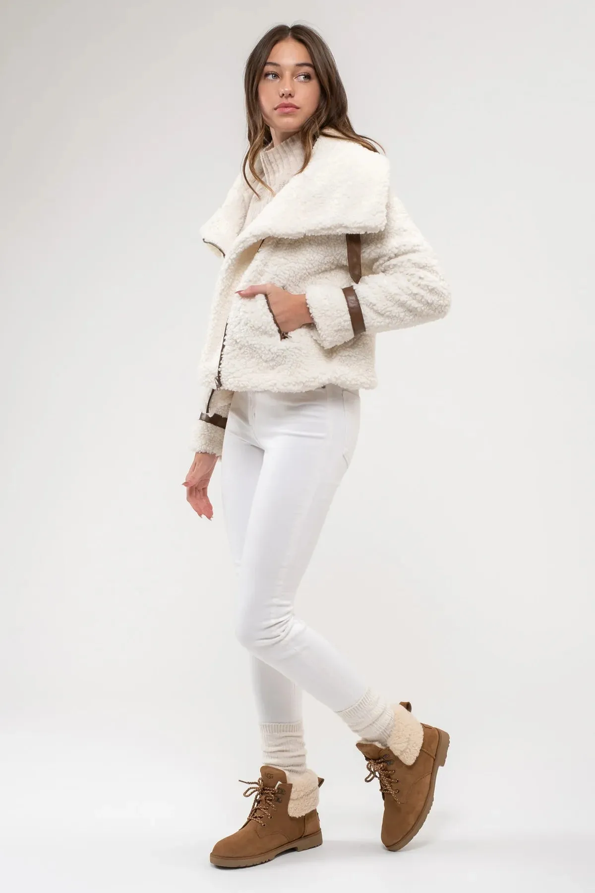 Callahan Sherpa Jacket - White