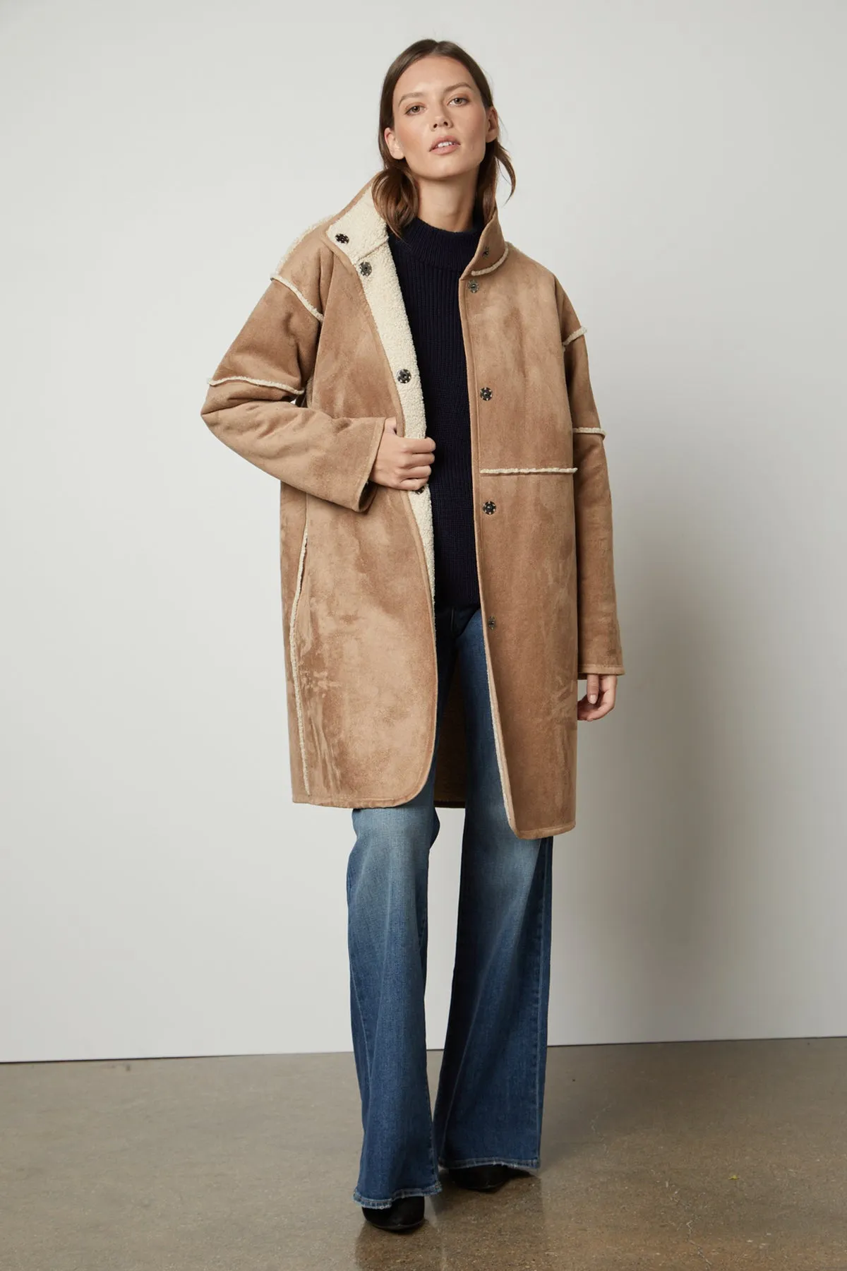 CARA LUXE SHERPA REVERSIBLE JACKET