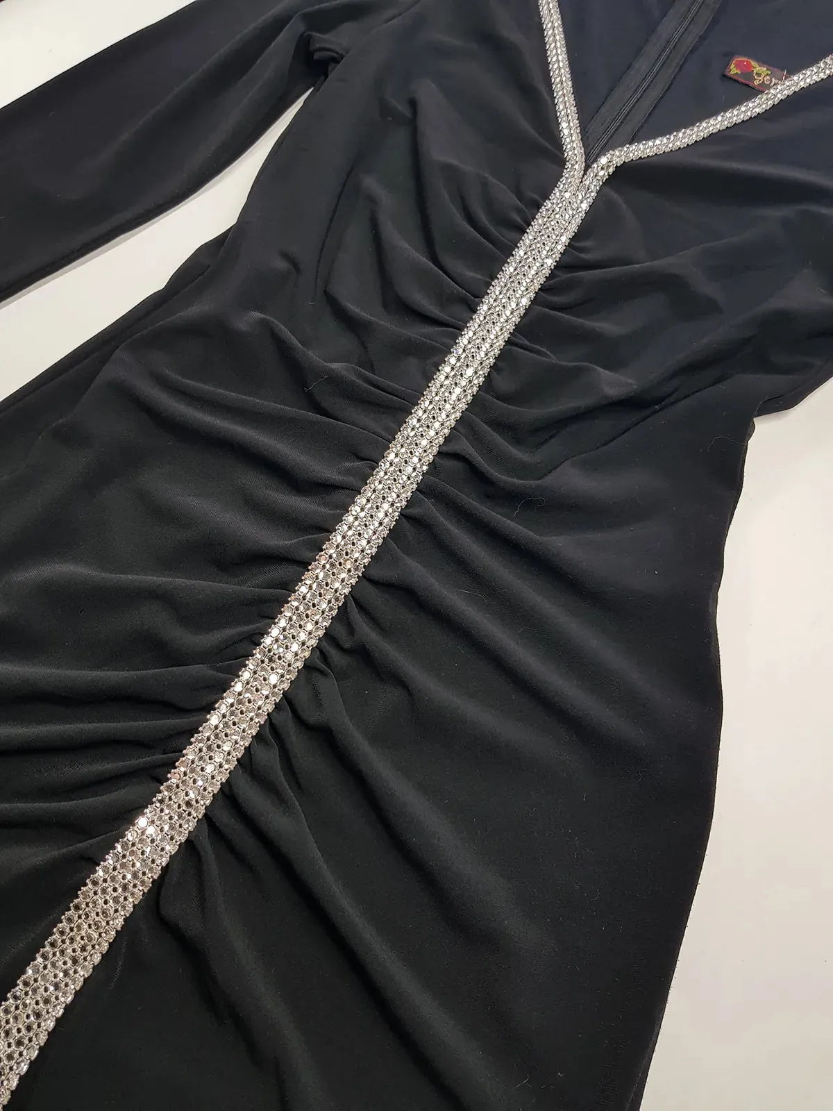 Iconic 90s Super Sexy Crystal Gown Absolutely Beautiful Silhouette & Ruching all up the front - Chunky Heavy Crystals up the entire front split of the dress right up to the shoulders - Stretch body hugging high quality fabric