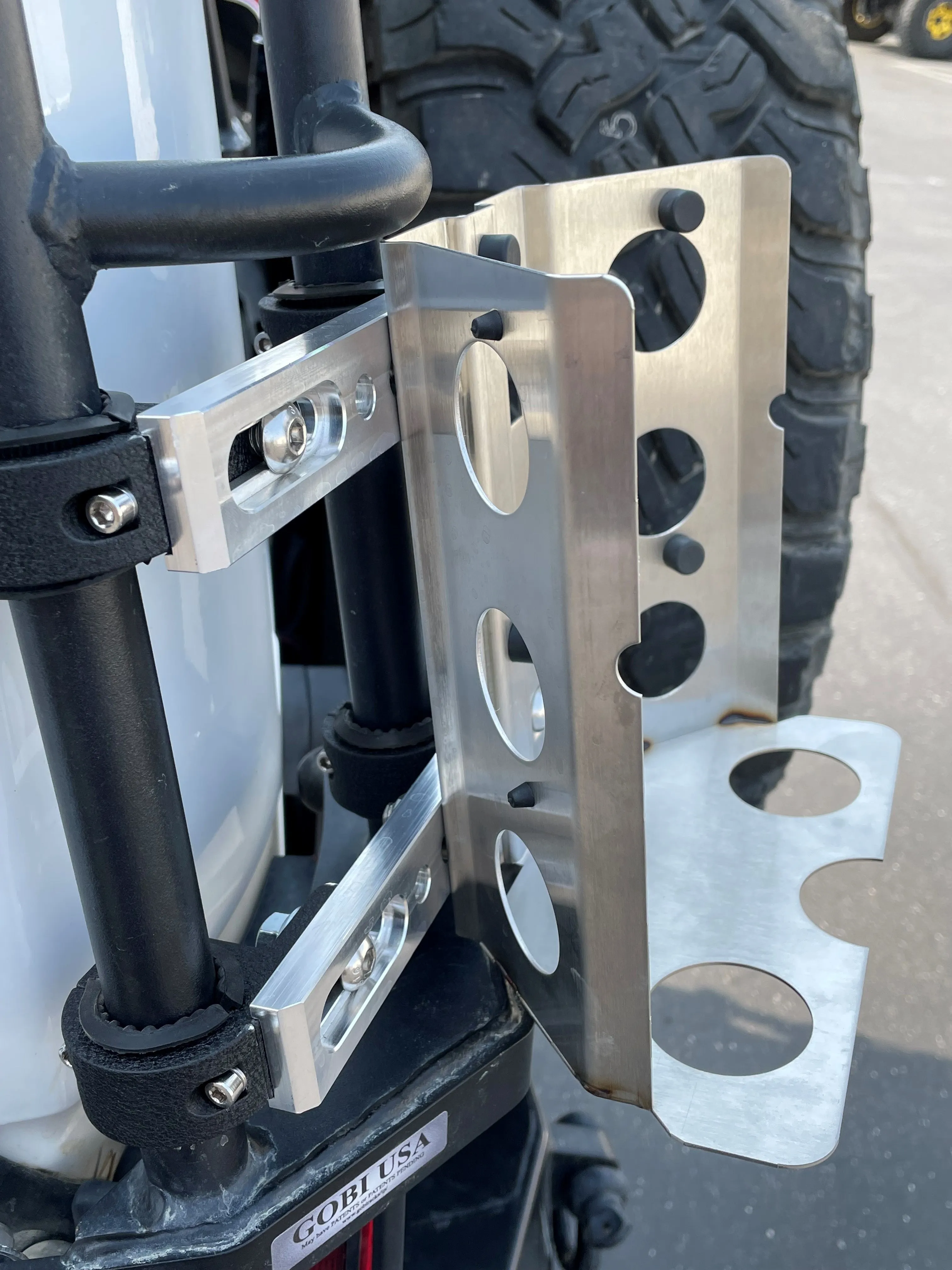 Ladder Cross-Bar Mount for Propane and CO2 Power Tanks