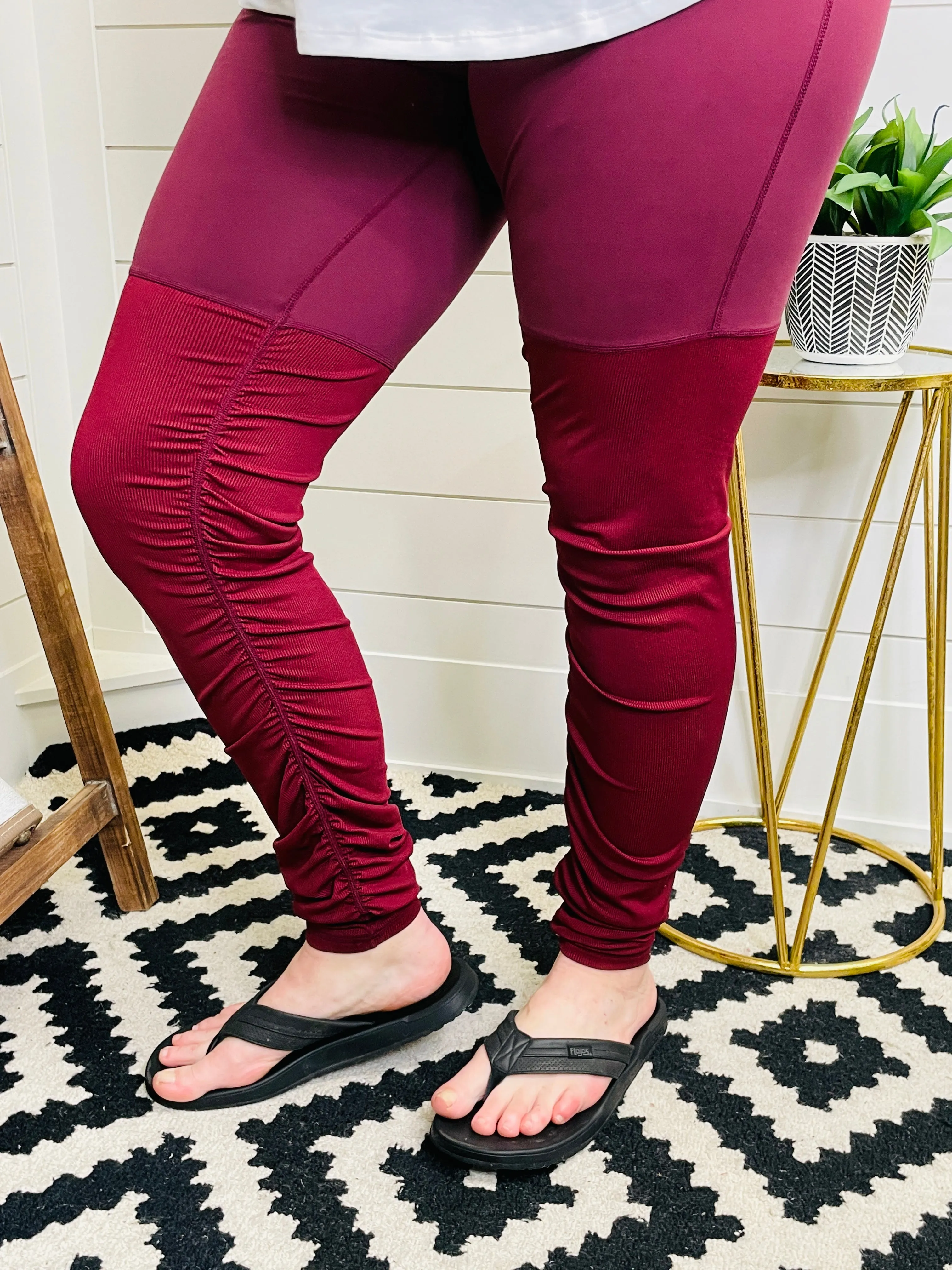 Mixed Texture Burgundy Ruched Leggings