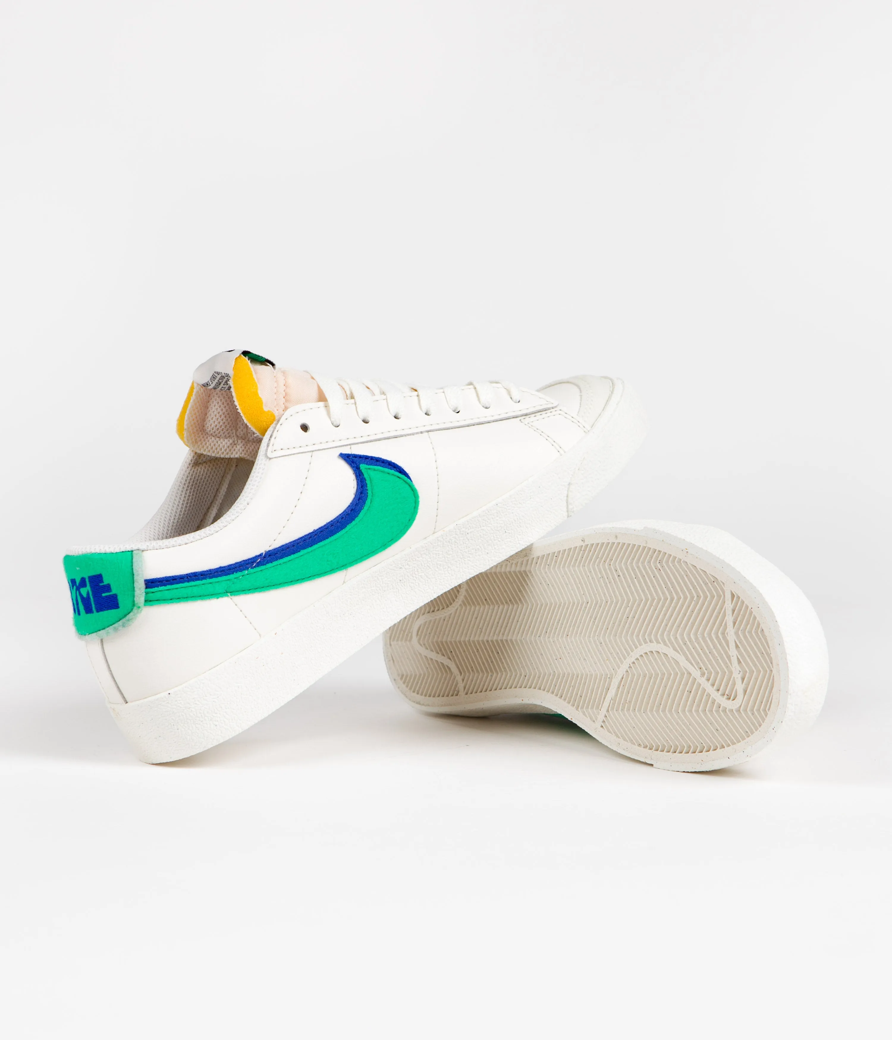 Nike Blazer Low '77 SE Shoes - Phantom / Stadium Green - Old Royal - Black