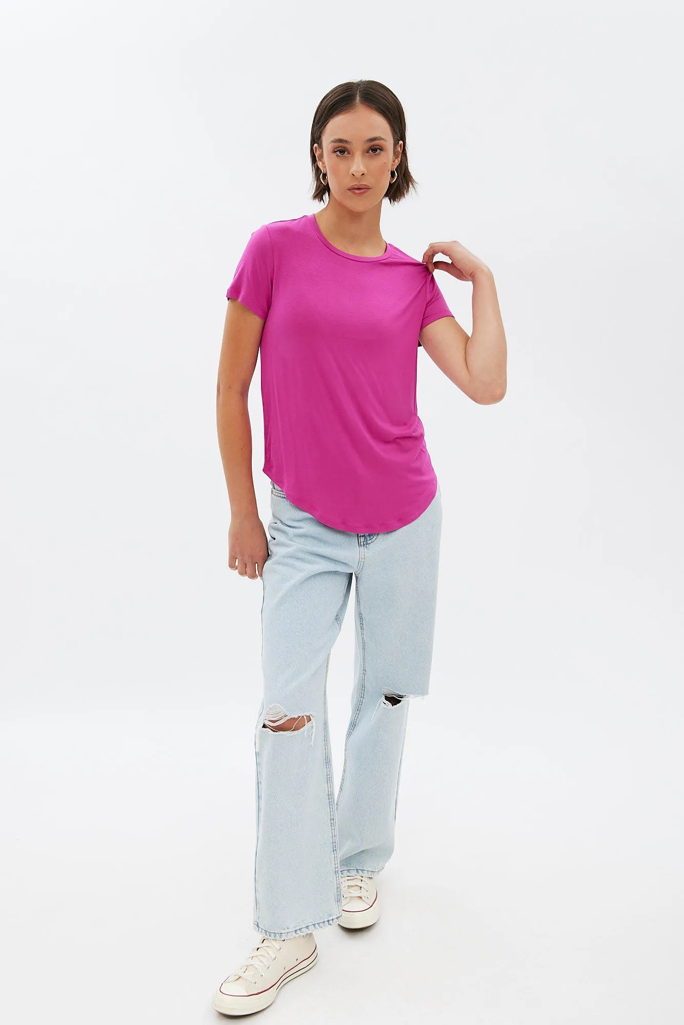 Short Sleeve Crew Neck Relaxed Tee