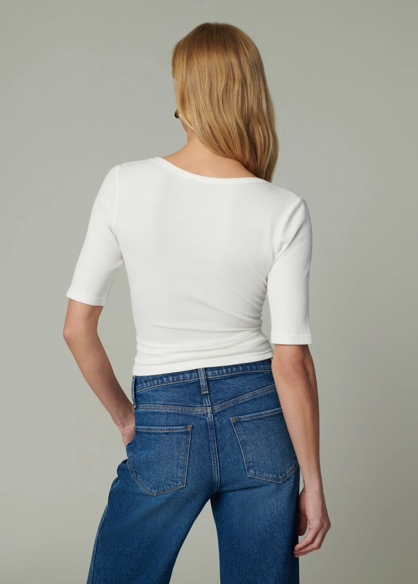 THE GISELE HENLEY